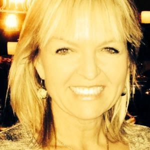 Meet your Posher, Suzanne